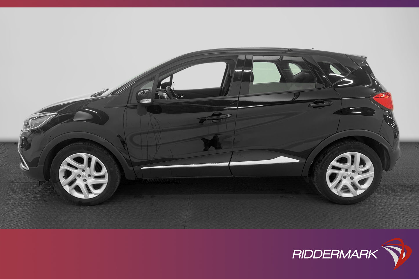 Renault Captur 0.9 TCe 90hk M-Värmare Navi PDC 404kr Skatt