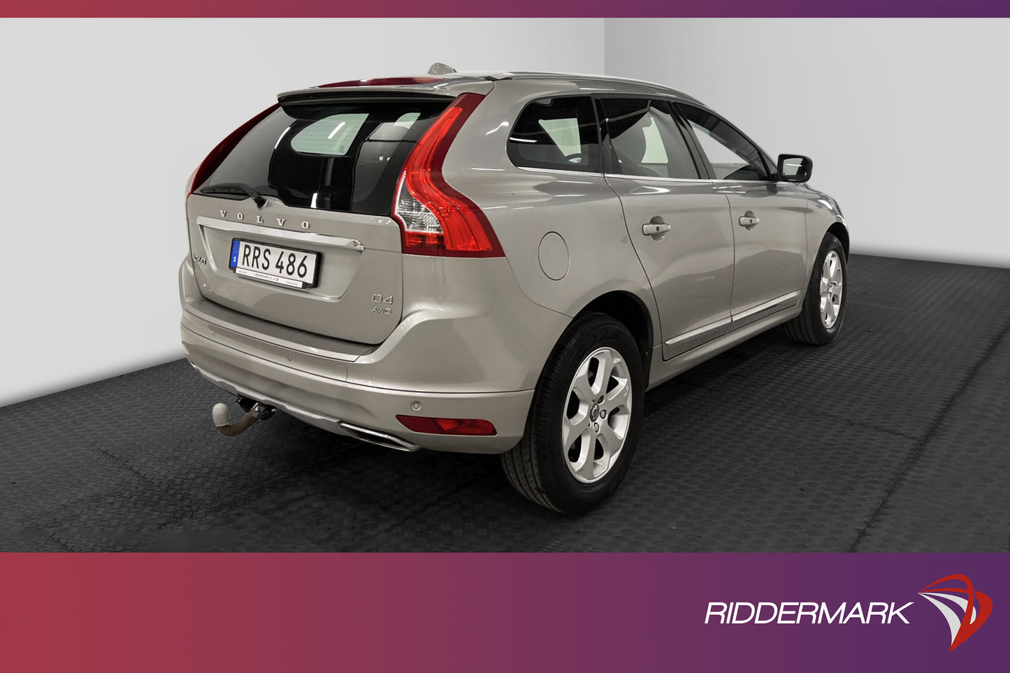 Volvo XC60 D4 AWD 190hk Summum VOC Värmare Drag Välservad