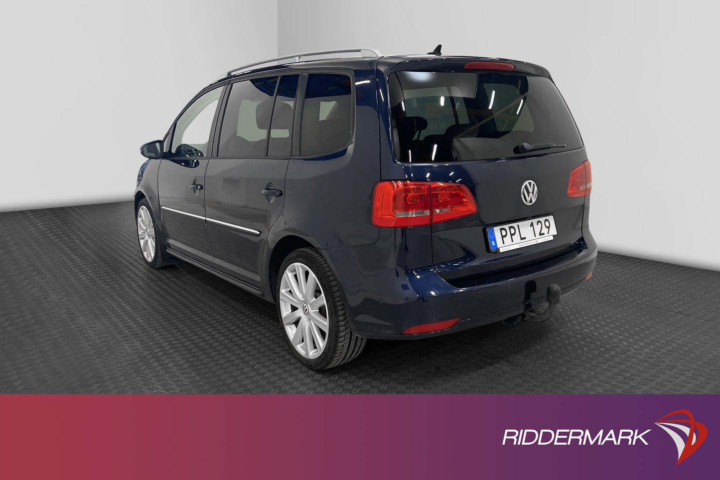 Volkswagen Touran 177hk 7-Sits Värmare Skinn Navi Dragpaket