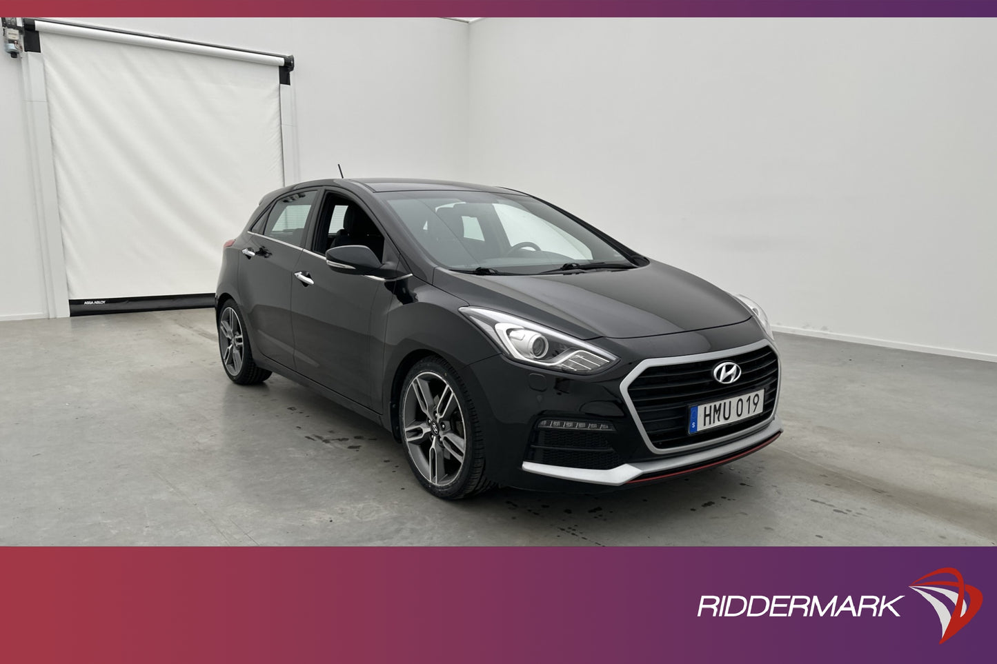 Hyundai i30 1.6 GDI 186hk Premium Kamera Navi Välservad