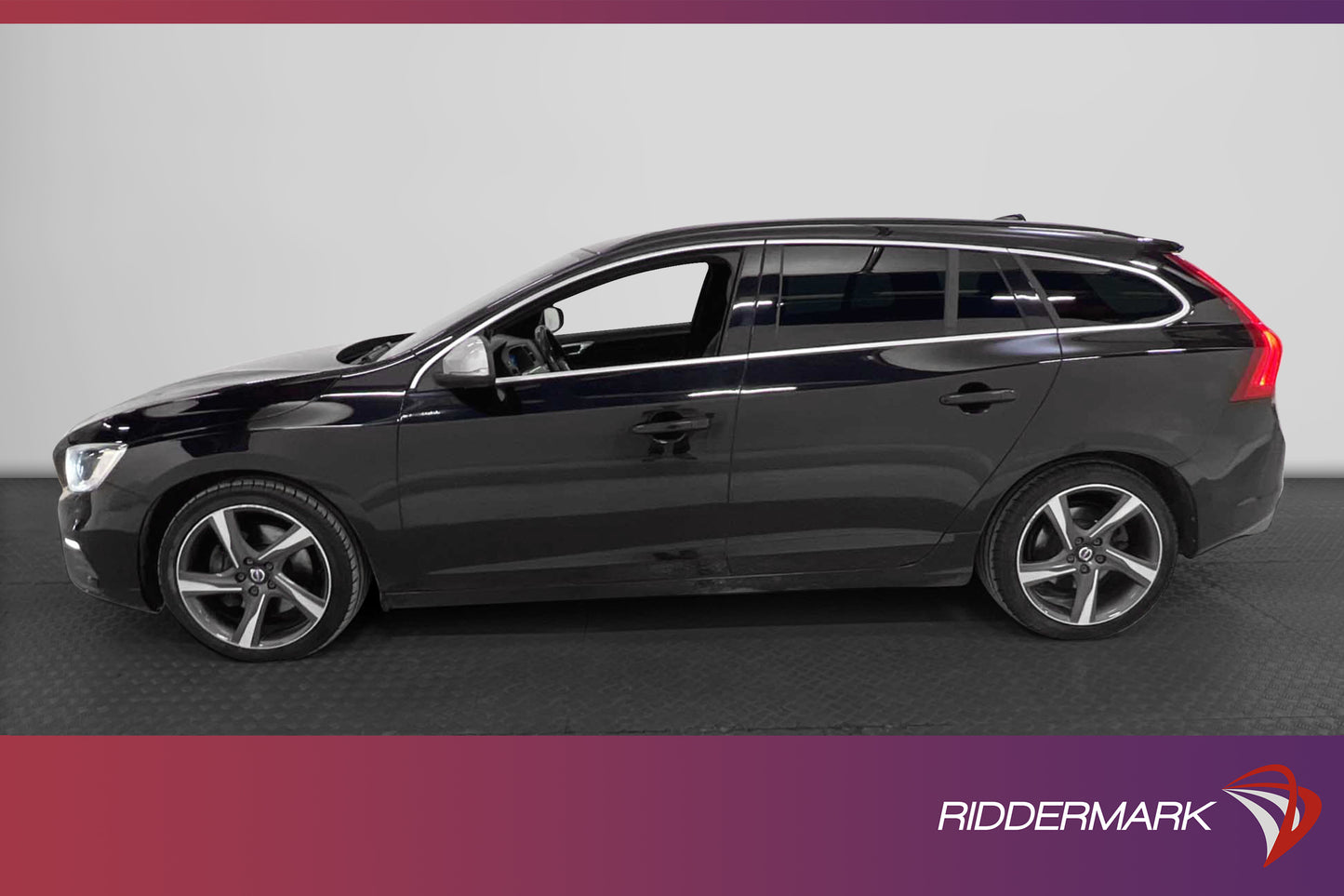 Volvo V60 D4 AWD 190hk R-Design Skinn Navi T-lucka VOC Drag