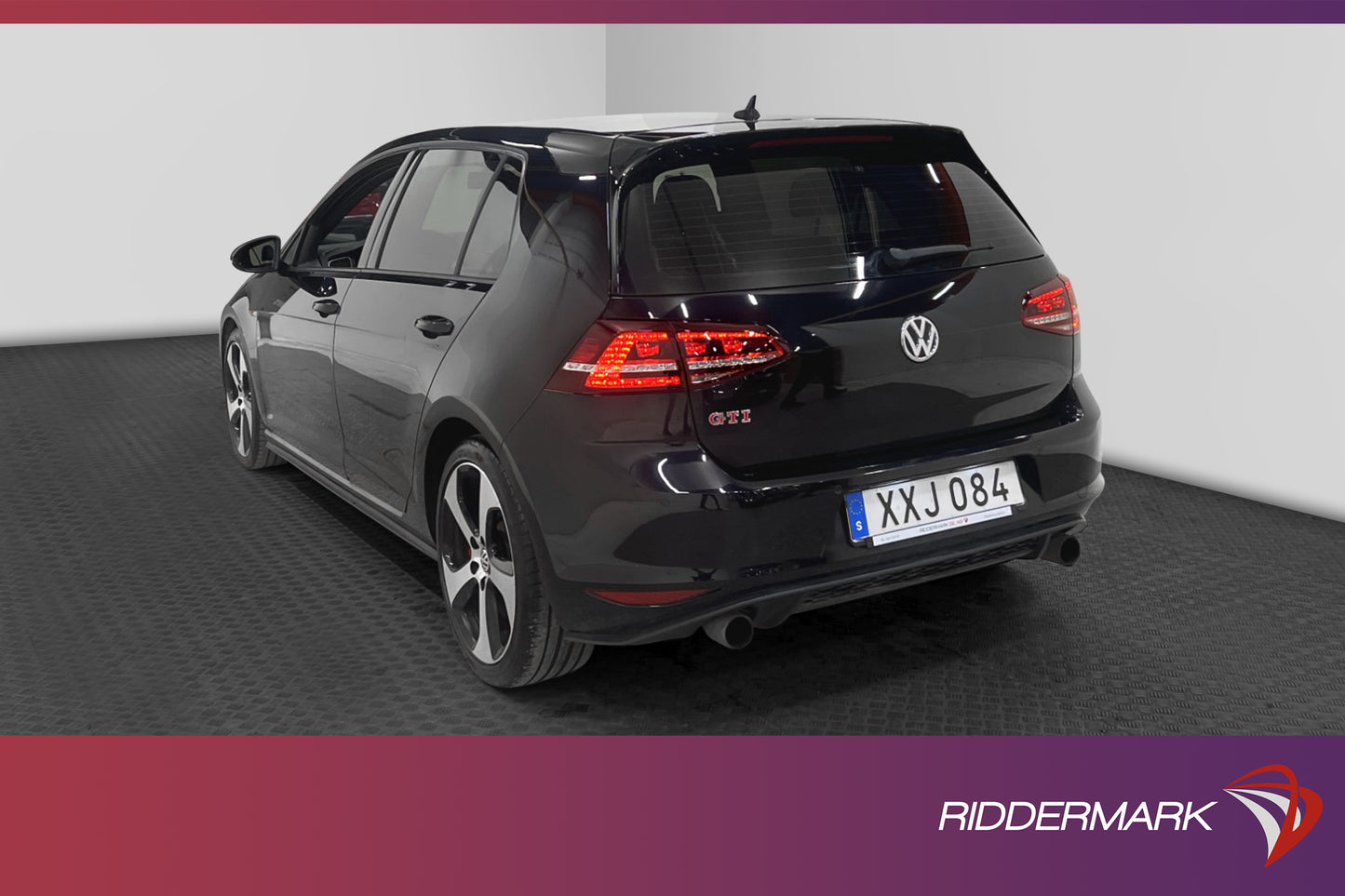 Volkswagen Golf GTI Performance 2.0 TSI Skinn B-Kamera Navi