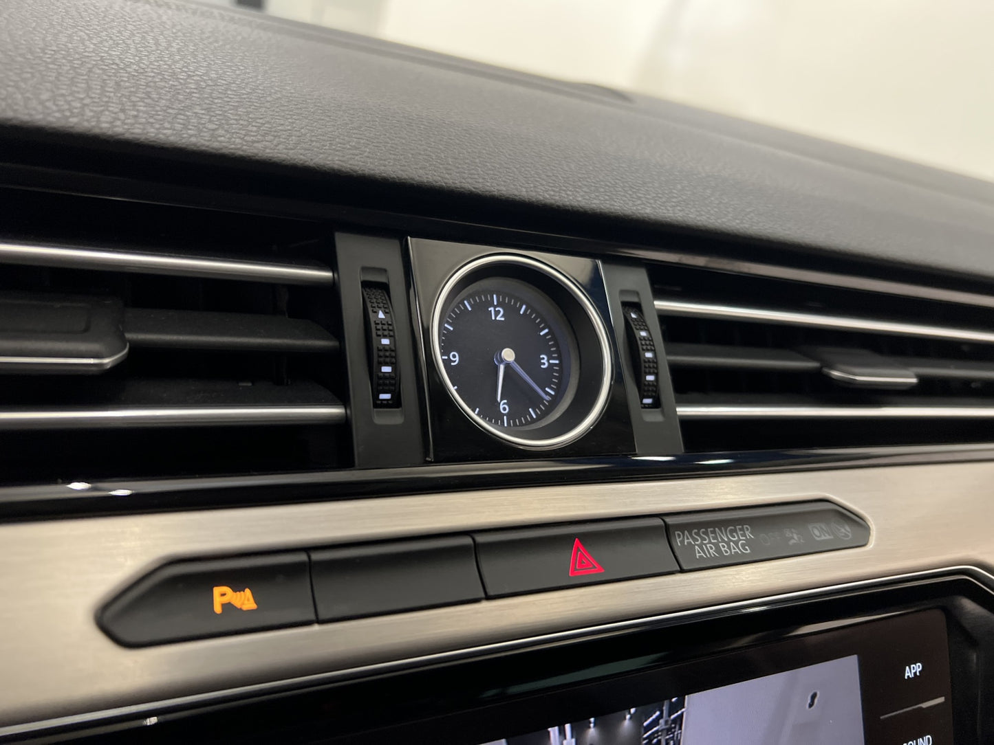 Volkswagen Passat Alltrack 4M 190hk Executive Cockpit Drag