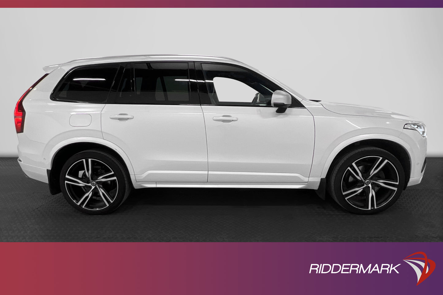 Volvo XC90 D5 235hk AWD R-Design 7-sits HUD Pano B&W D-värm