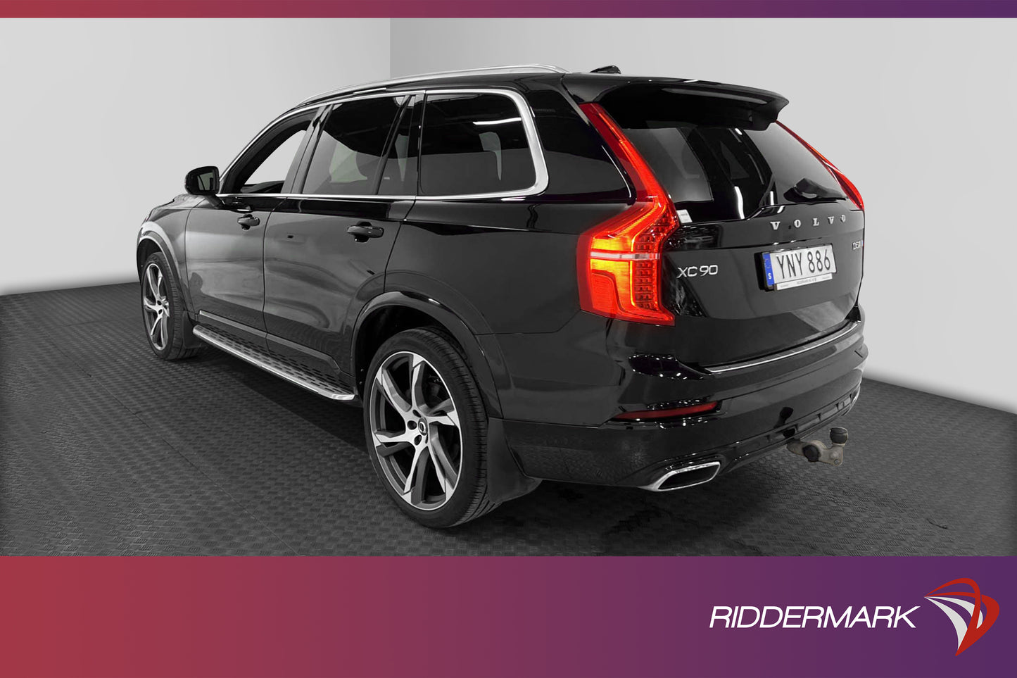 Volvo XC90 D5 AWD 235hk R-Design 7-sits VOC Värmare Drag 22"