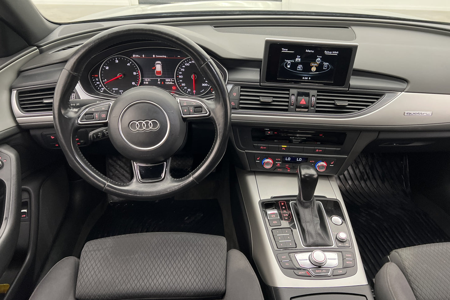 Audi A6 Avant 2.0 TDI Quattro 190hk S-Line Sensorer 4-Zons