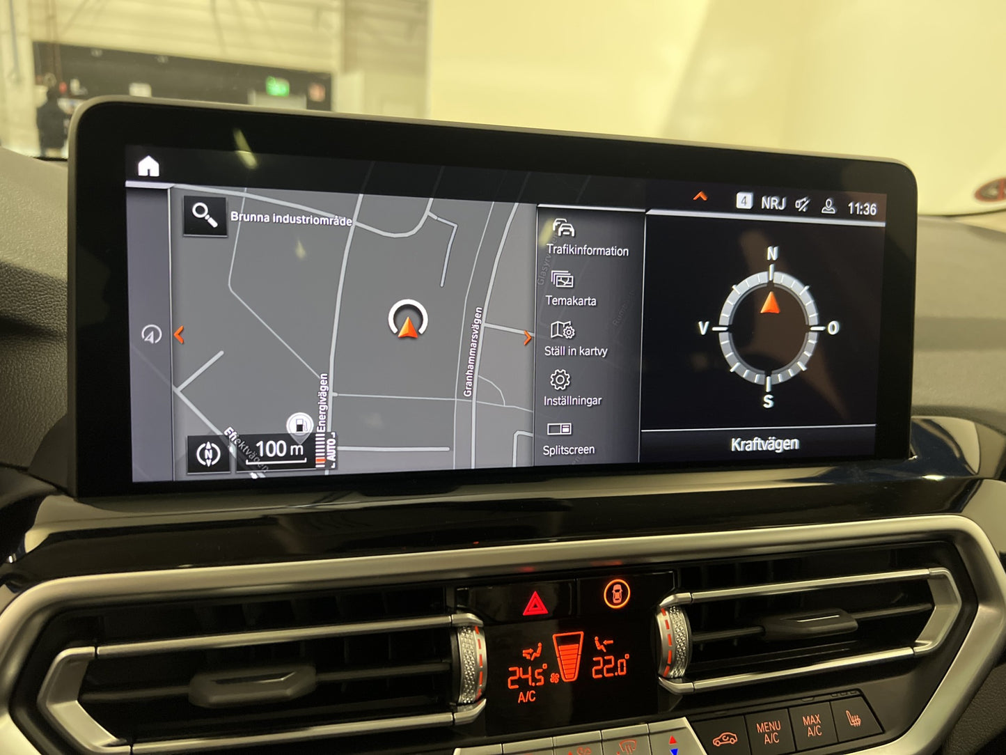 BMW X3 xDrive20i 184hk Pano 360° Skinn Driving-Assist Drag