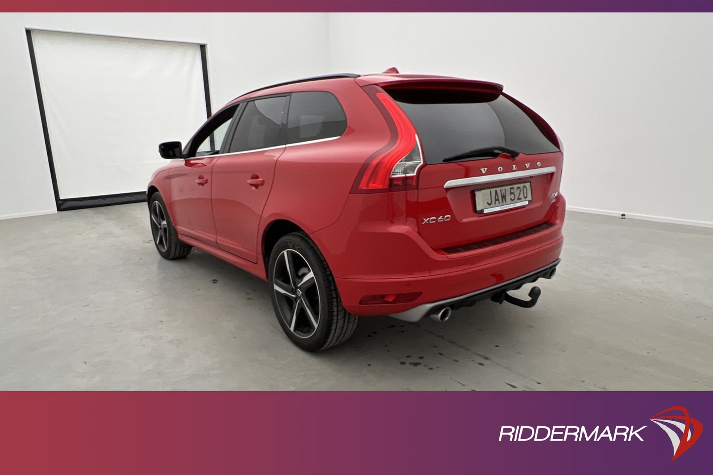 Volvo XC60 D4 AWD 190hk R-Design VOC Pano Kamera D-Värm Drag