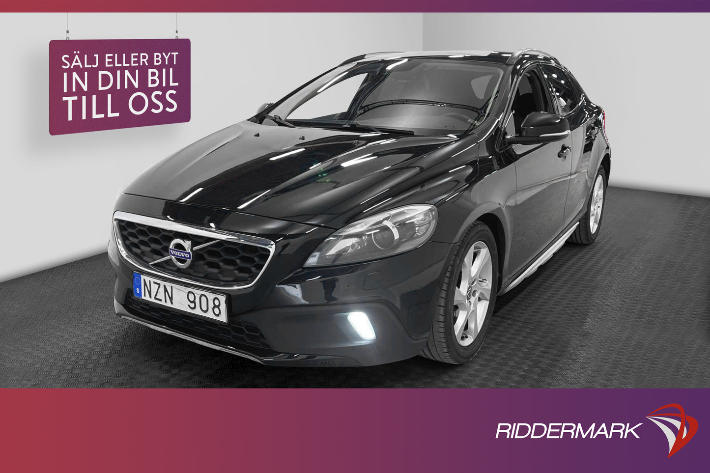 Volvo V40 Cross Country D2 115hk Momentum Värm VOC Ny Kamrem