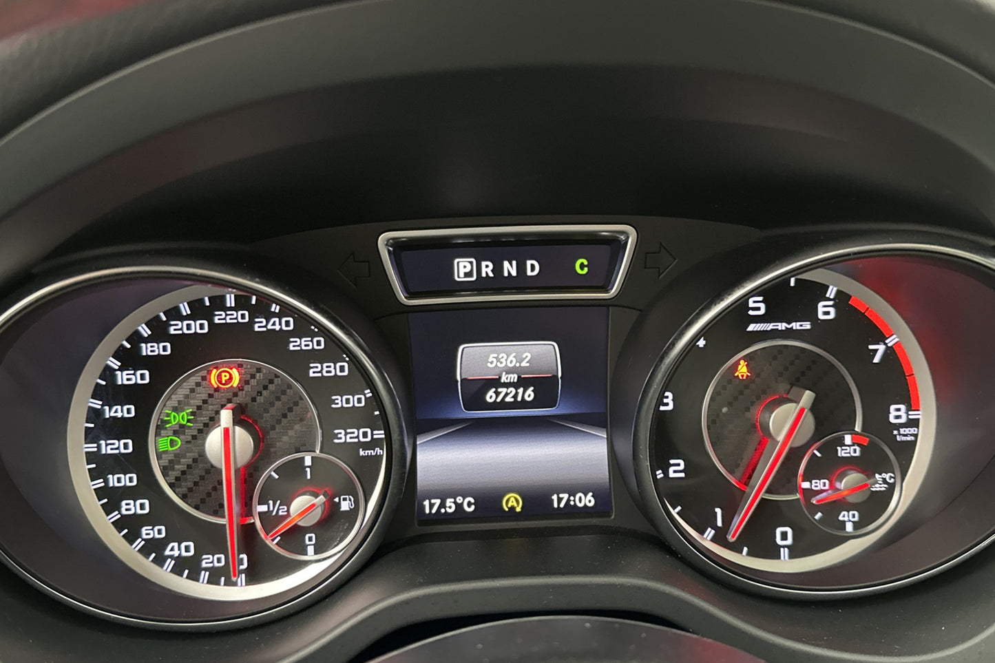 Mercedes-Benz GLA 45 AMG 4M 360hk Pano H/K Kamera GPS Elstol