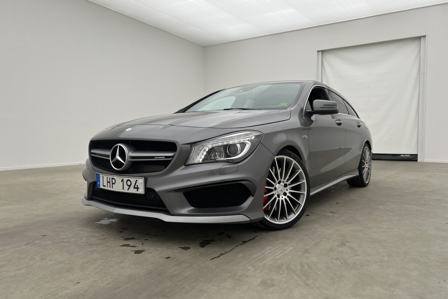 Mercedes-Benz CLA 45 AMG 360hk Skalstolar Panorama H/K Navi