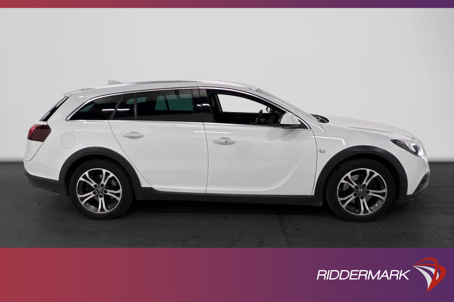 Opel Insignia Country Tourer 2.0 170hk 4x4 D-Värm B-Kam Navi