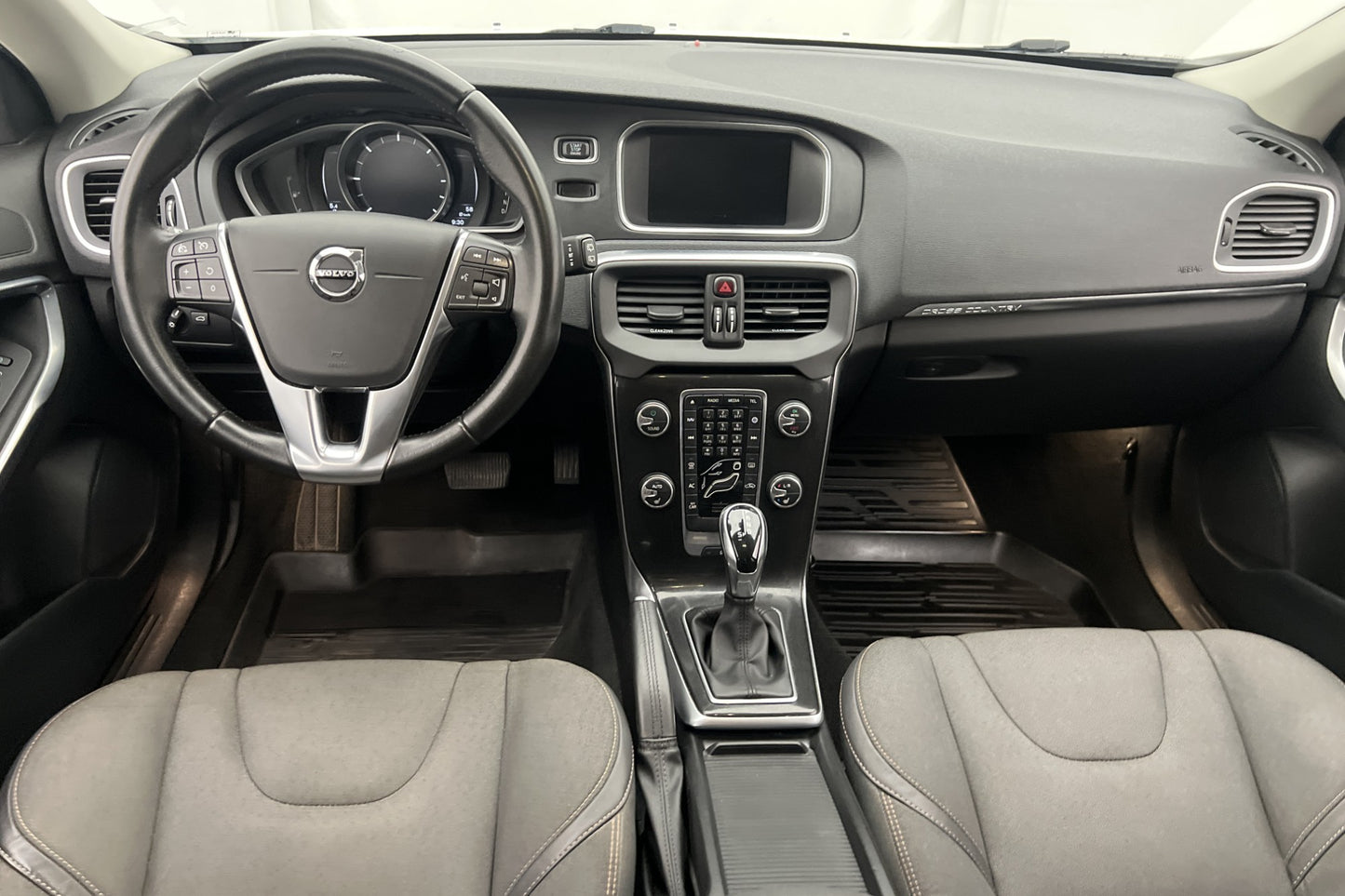 Volvo V40 Cross Country D3 Plus VOC D-Värm Sensorer Keyless