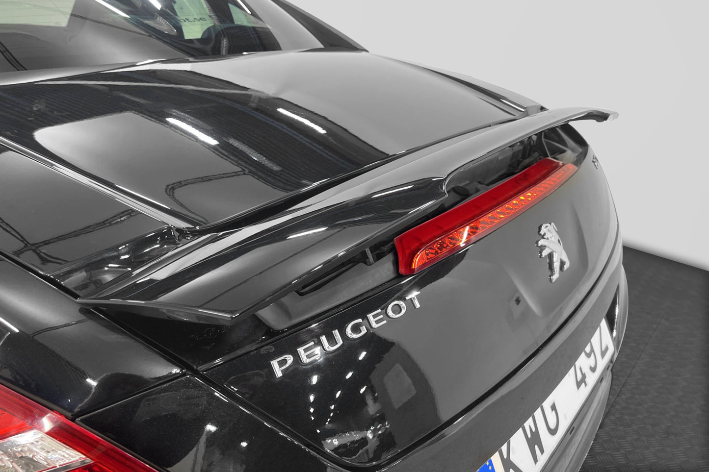 Peugeot RCZ 1.6 THP 200hk Premium Skinn  Sportsäten