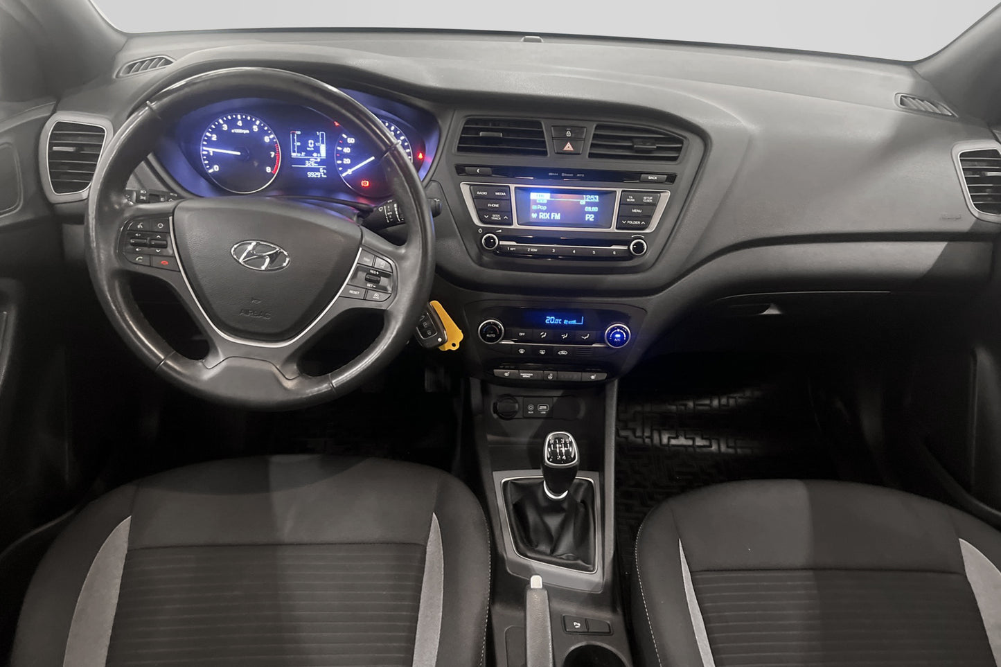 Hyundai i20 1.0 T-GDI 100hk Rattvärme P-sensorer Lane assist