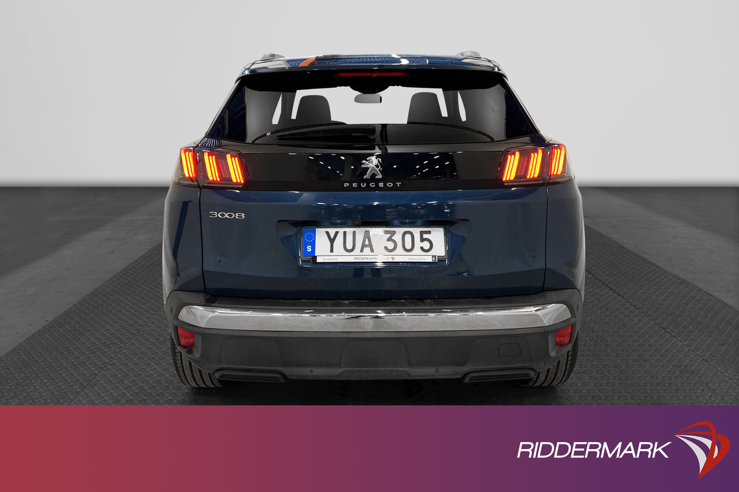 Peugeot 3008 SUV 1.2 130hk Allure Kamera Navi PDC Välservad