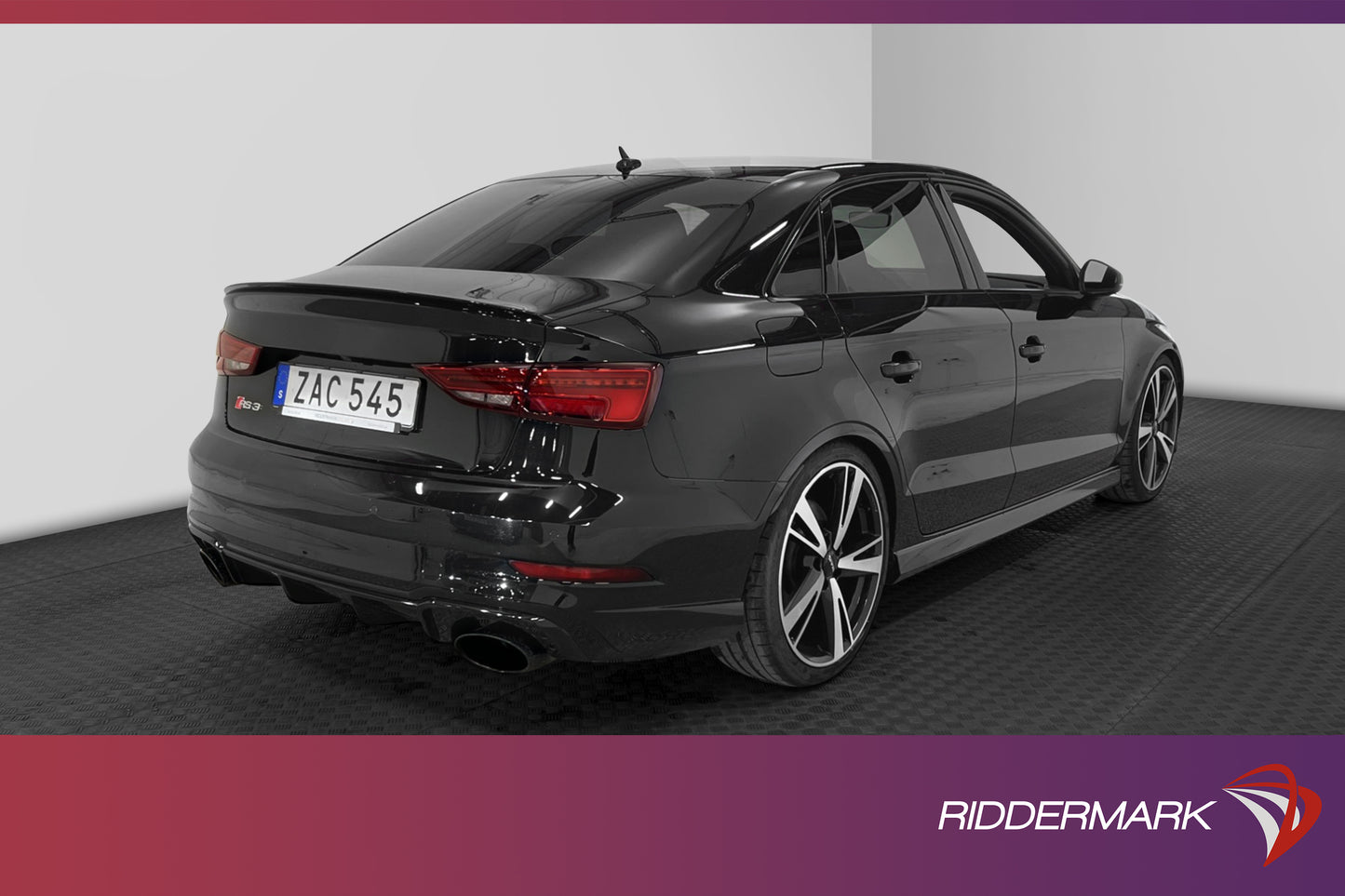 Audi RS 3 2.5 TFSI Q 400hk Cockpit B&O B-kamera Skinn M-värm