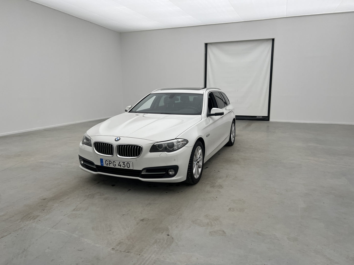 BMW 520d 190hk xDrive  Pano H/K Drag Skinn 0.50l/mil