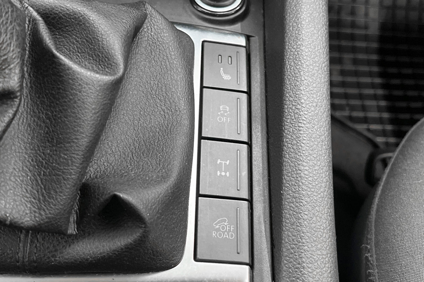 Volkswagen Amarok 2.0TDI 4M Värmare Drag Diff Nyservad Moms