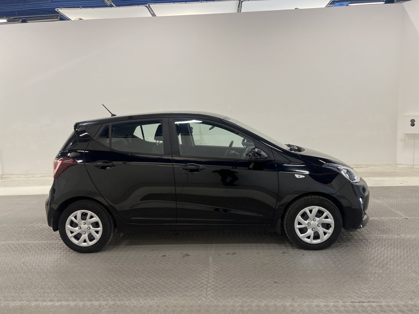 Hyundai i10 blue 67hk Låg Skatt Rattvärme 0,63l/mil