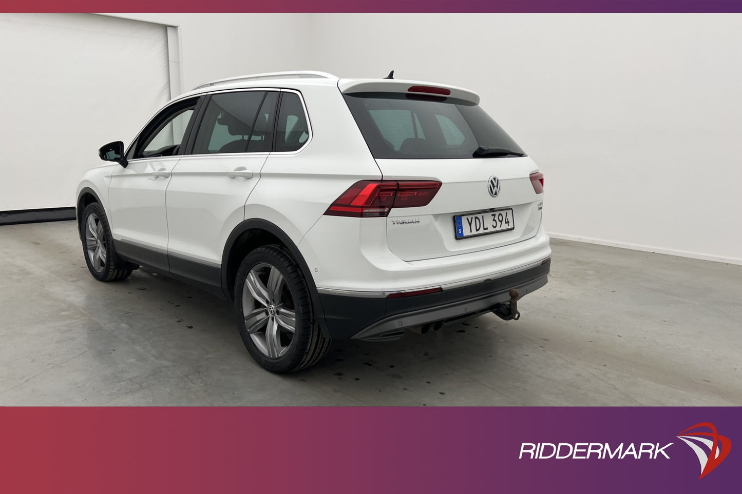 Volkswagen Tiguan 4M 190hk Premium Pano Cockpit 360° Drag