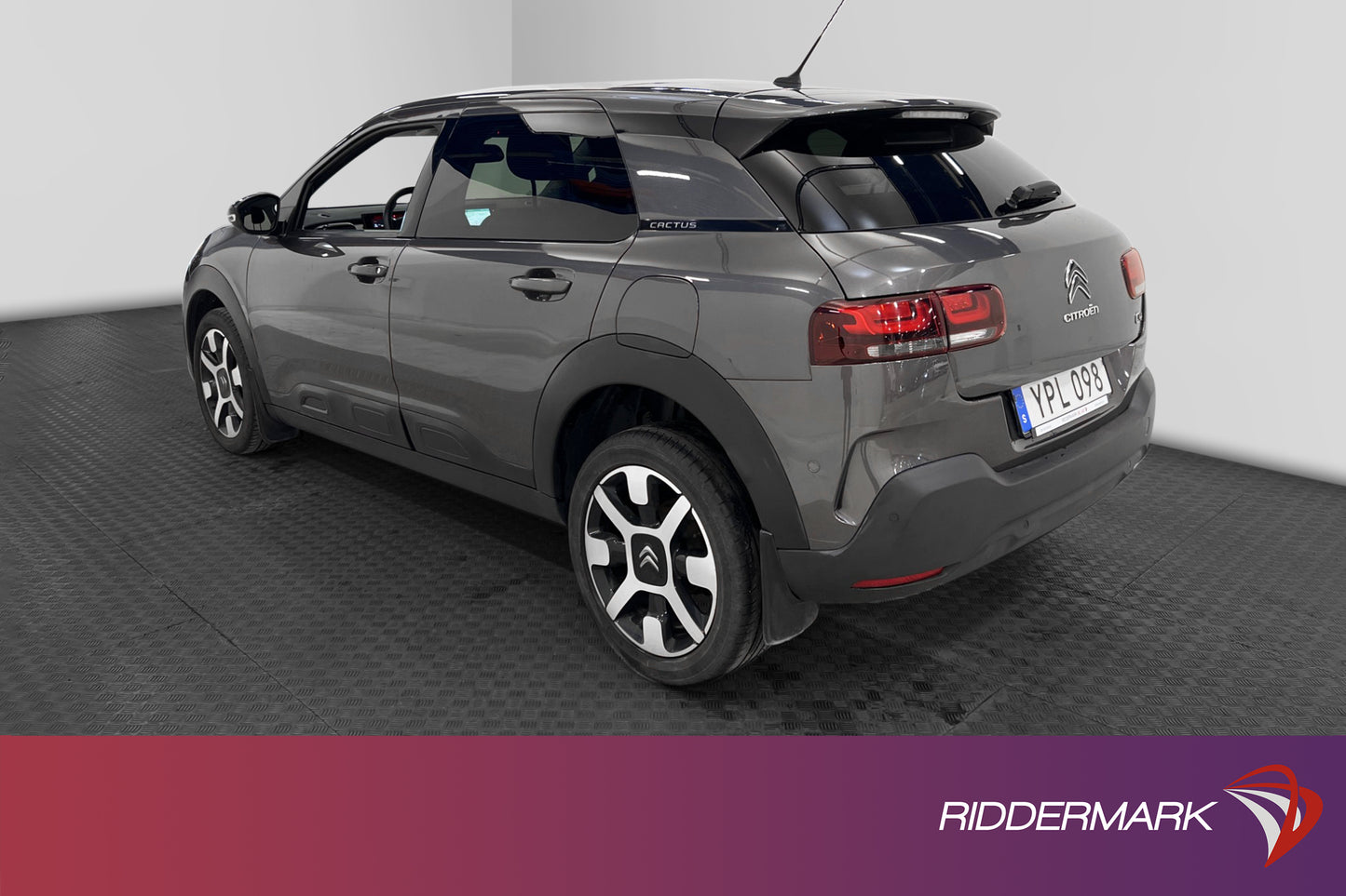 Citroën C4 Cactus 1.2 110hk Panorama Navi CarPlay P-Sensorer