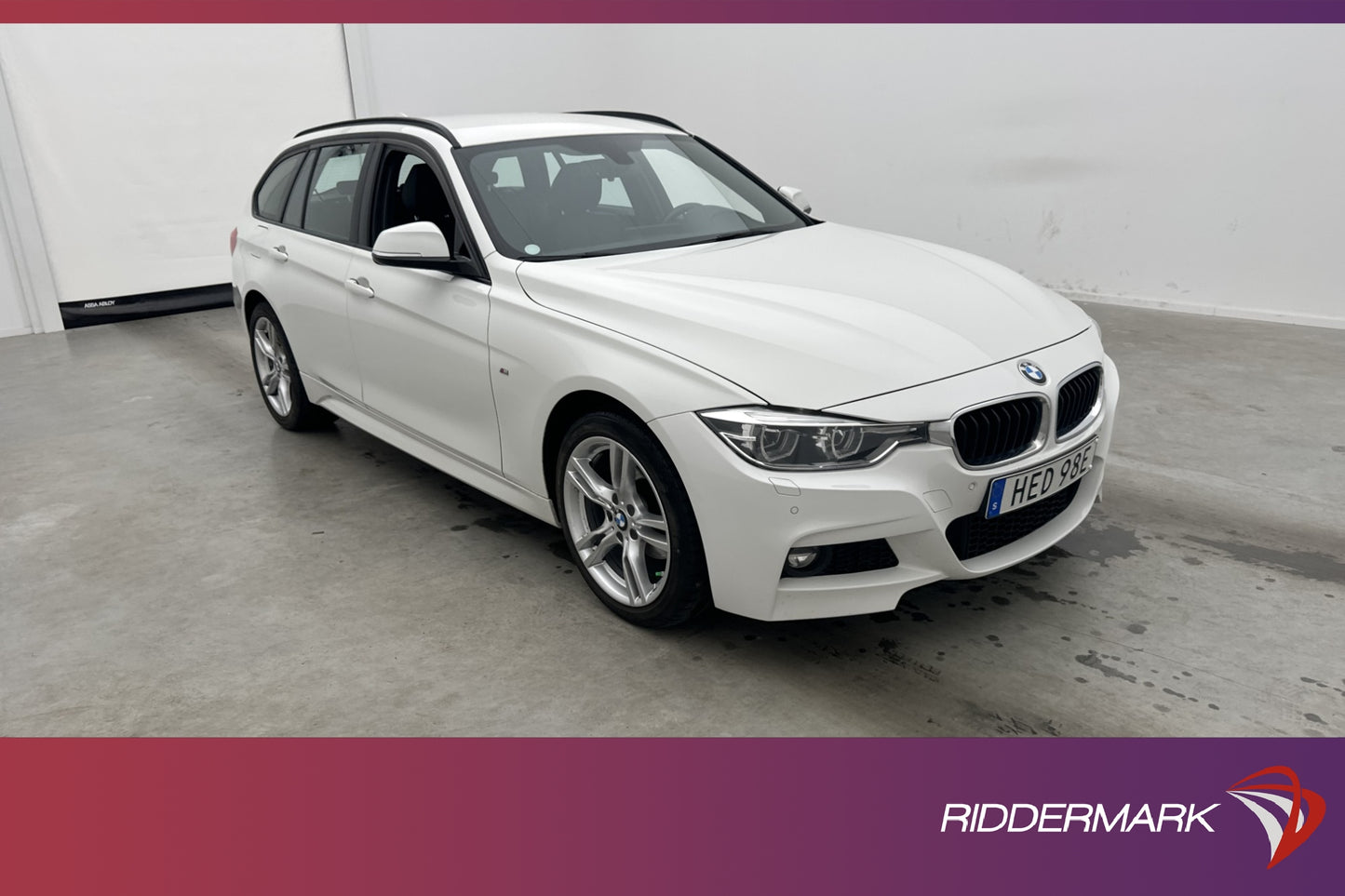 BMW 320 i 184hk xDrive M-Sport Skinn HiFi Navi 2 Brukare