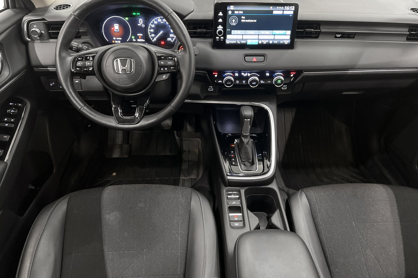 Honda HR-V e:HEV 146hk Advance Kamera Navi CarPlay Välservad