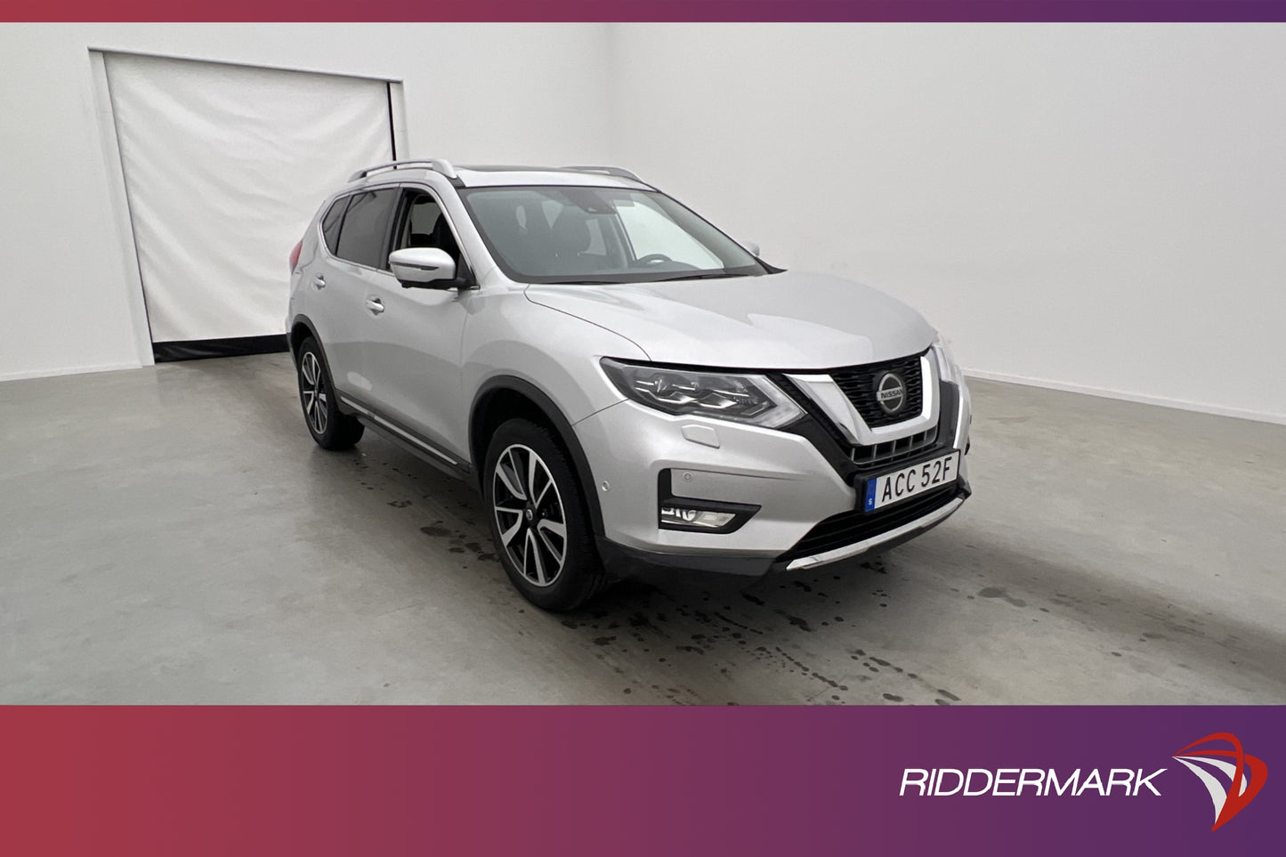 Nissan X-Trail 1.3 DIG-T 160hk Tekna 7-Sits Pano 360° Navi