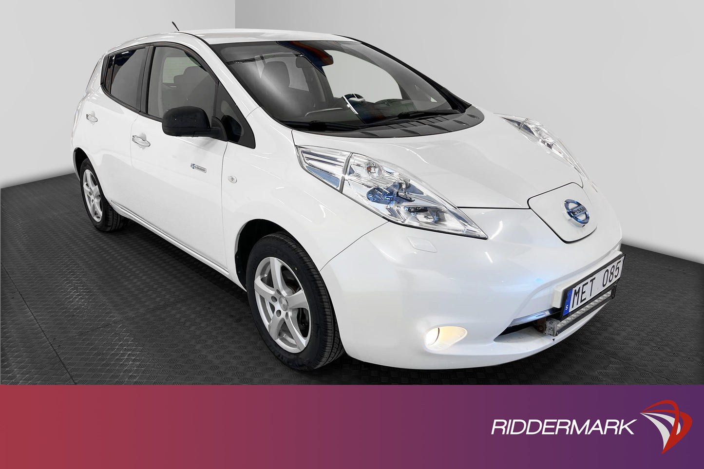 Nissan Leaf 24kWh Tekna 360° BOSE Skinn Navigation