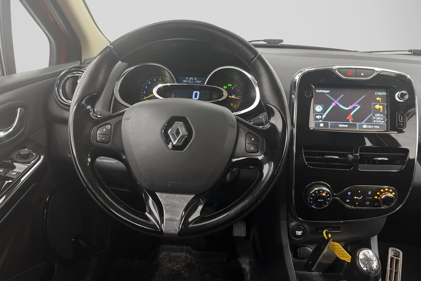 Renault Clio Sport Tourer 0.9 TCe 90hk Nav Kupévärm Nyservad