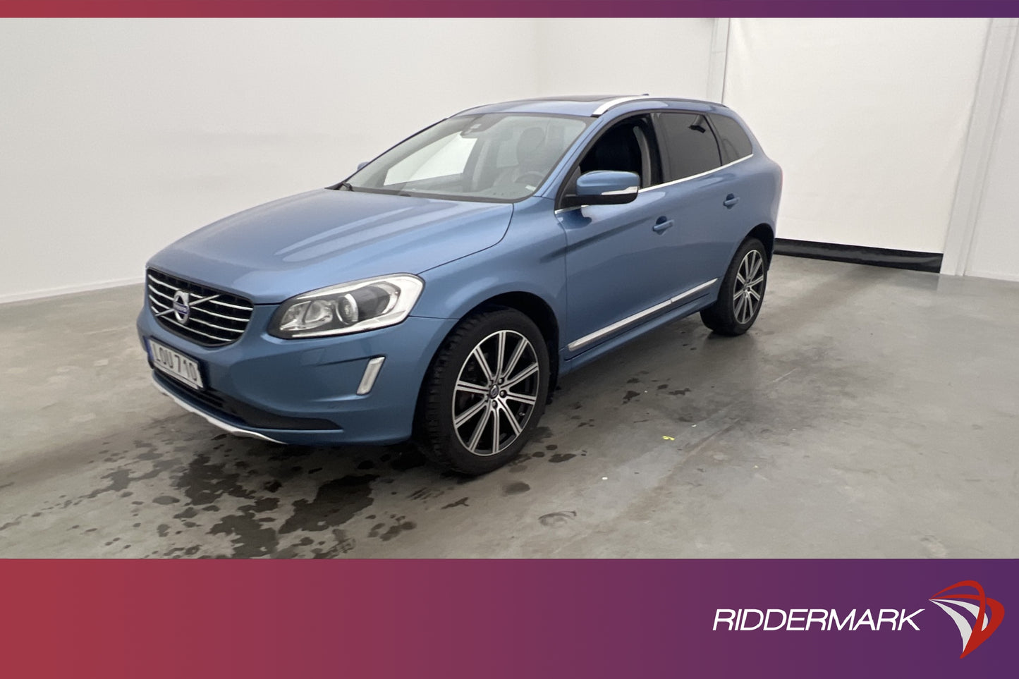 Volvo XC60 D4 AWD Summum VOC Pano Värm Navi Drag Välservad