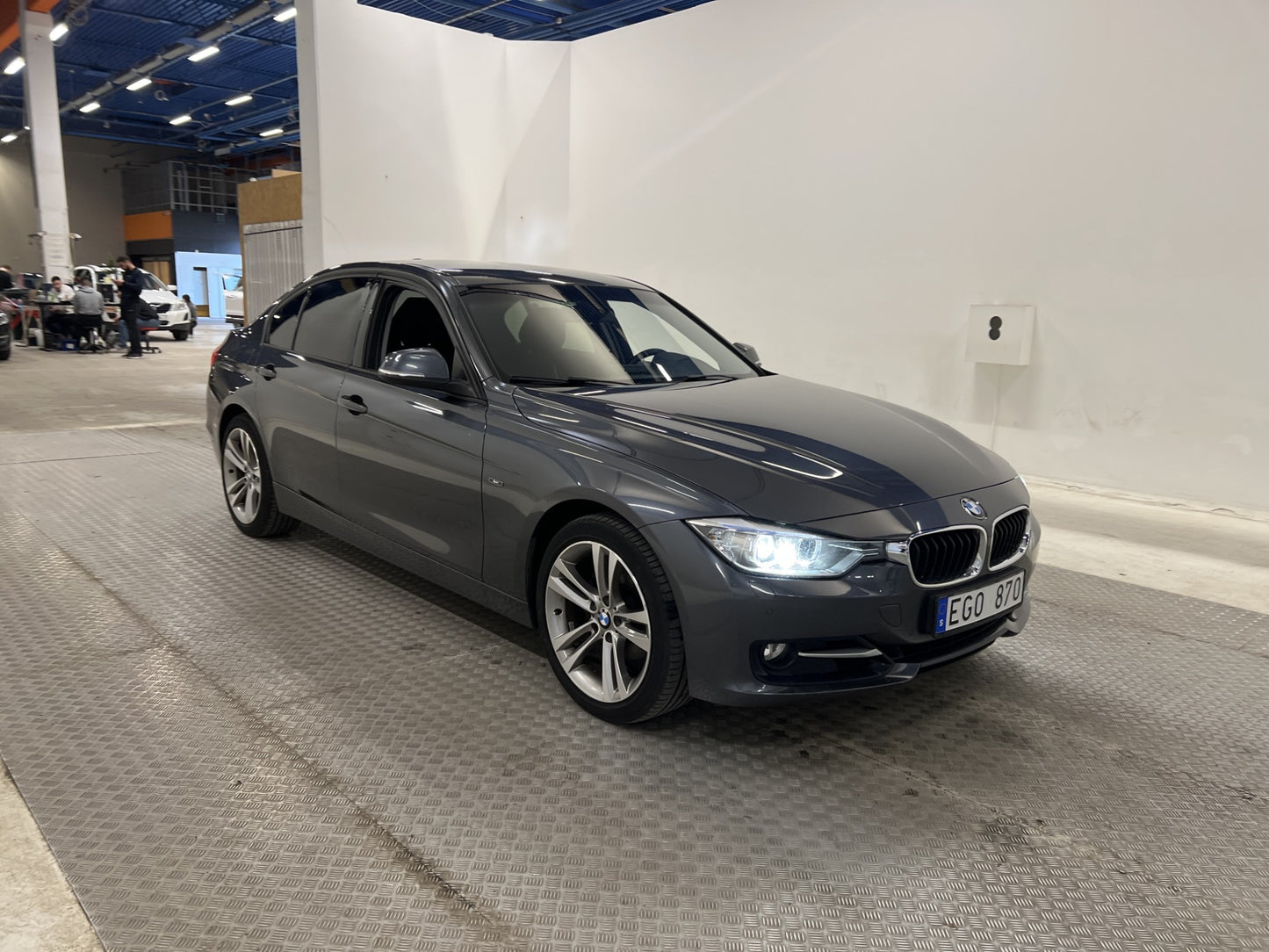 BMW 320i xDrive 184hk Sport line P-Sensor Nyservad Nybes