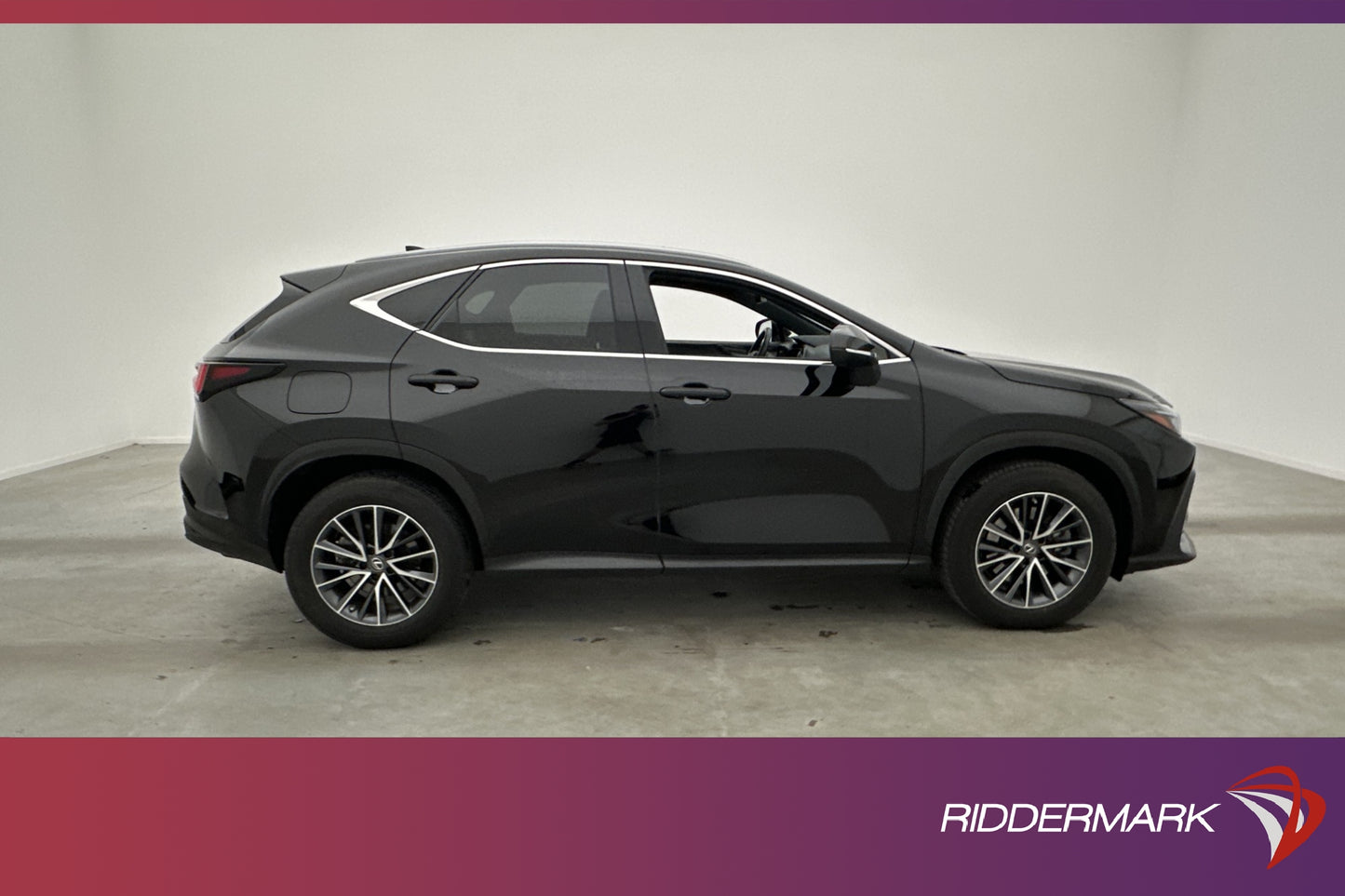 Lexus NX 450h+ AWD 306hk Business Plus Kamera Navi Drag