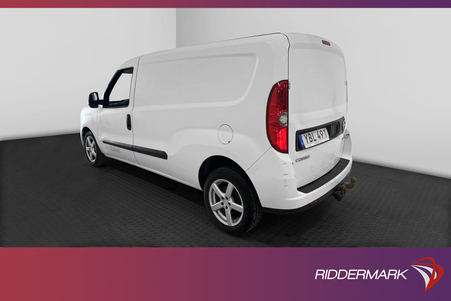 Opel Combo Van 2400 1.6 CDTI 105hk Dragkrok Ny Kamrem Moms