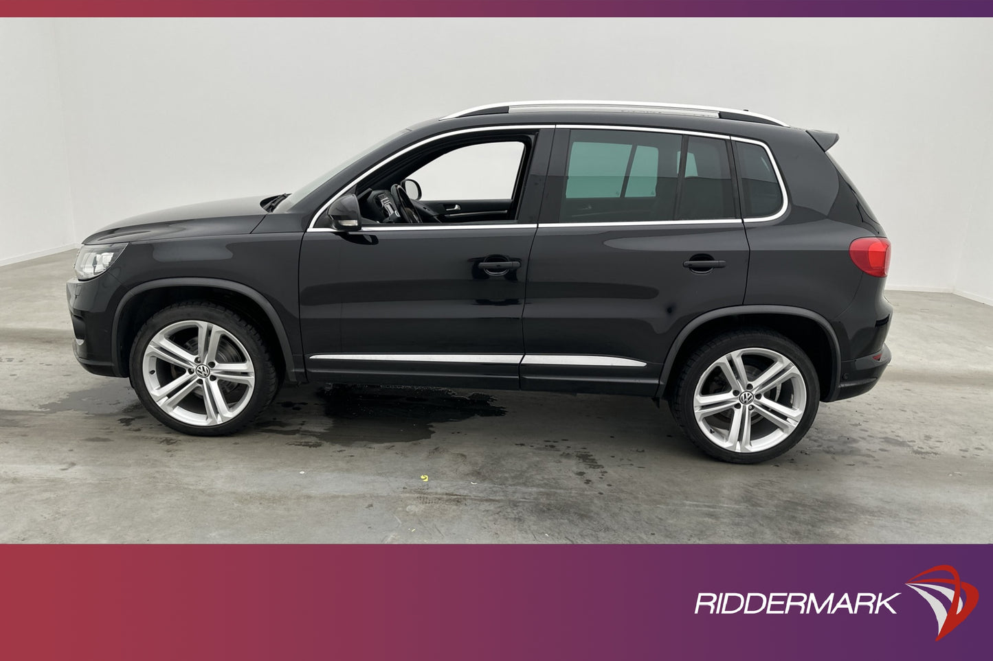 Volkswagen Tiguan 2.0 TDI 4M 177hk R-Line Värmar Kamera Drag