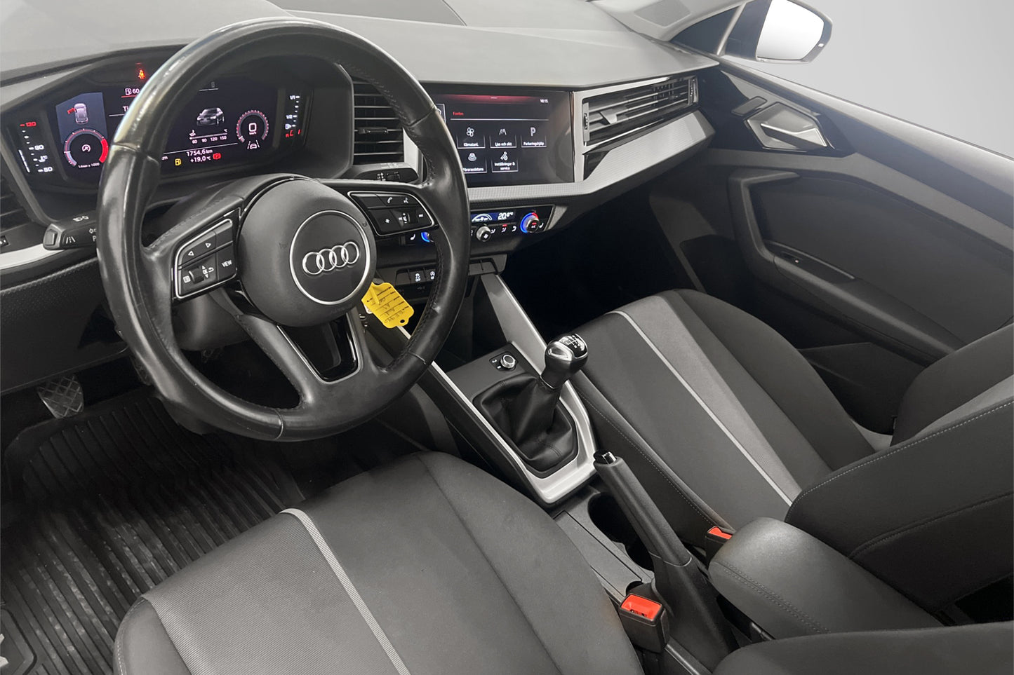 Audi A1 Sportback 30 TFSI 116hk Cockpit Nyservad CarPlay