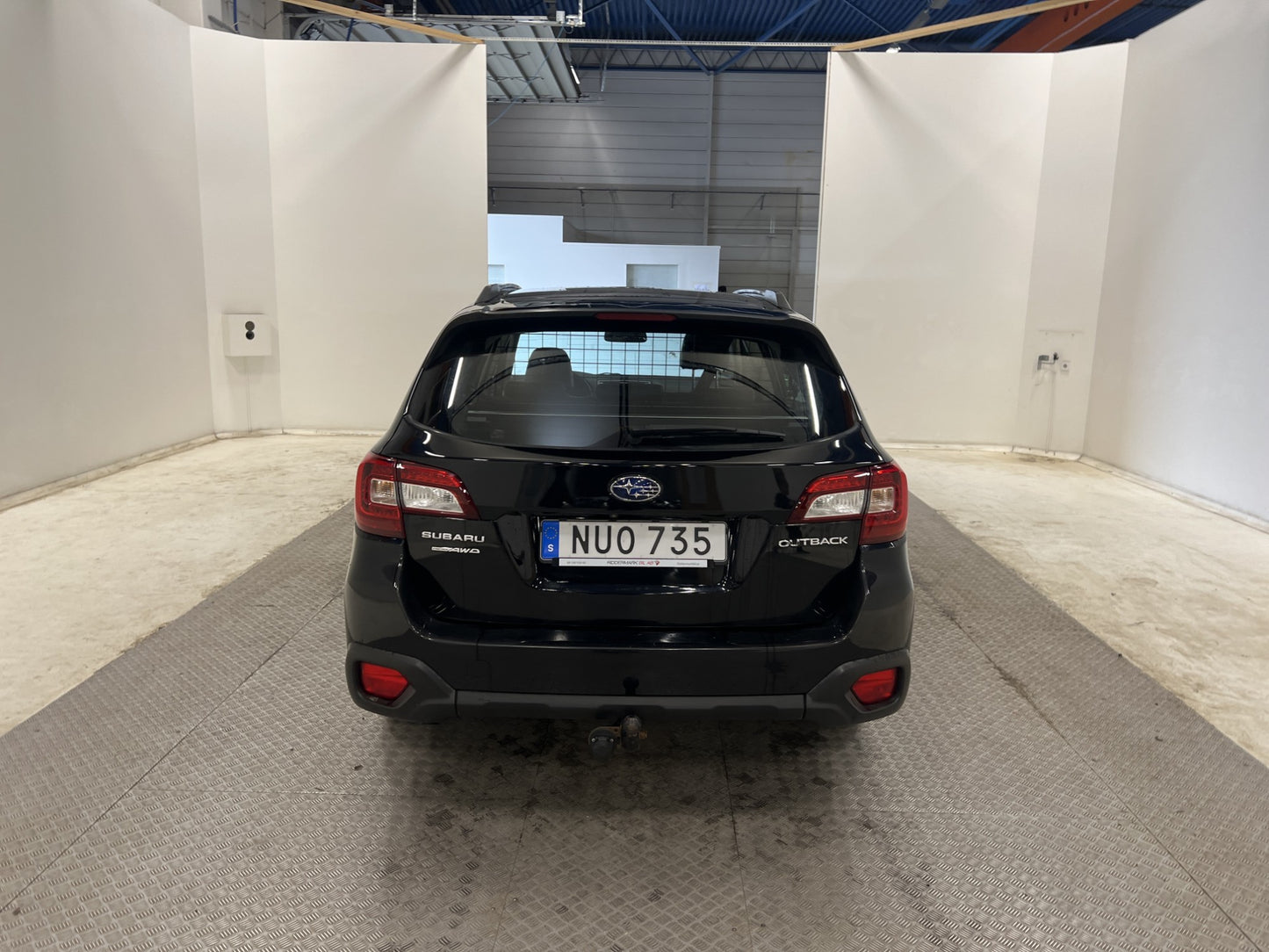 Subaru Outback 2.5 AWD 175hk Kamera Skinn Drag Välservad