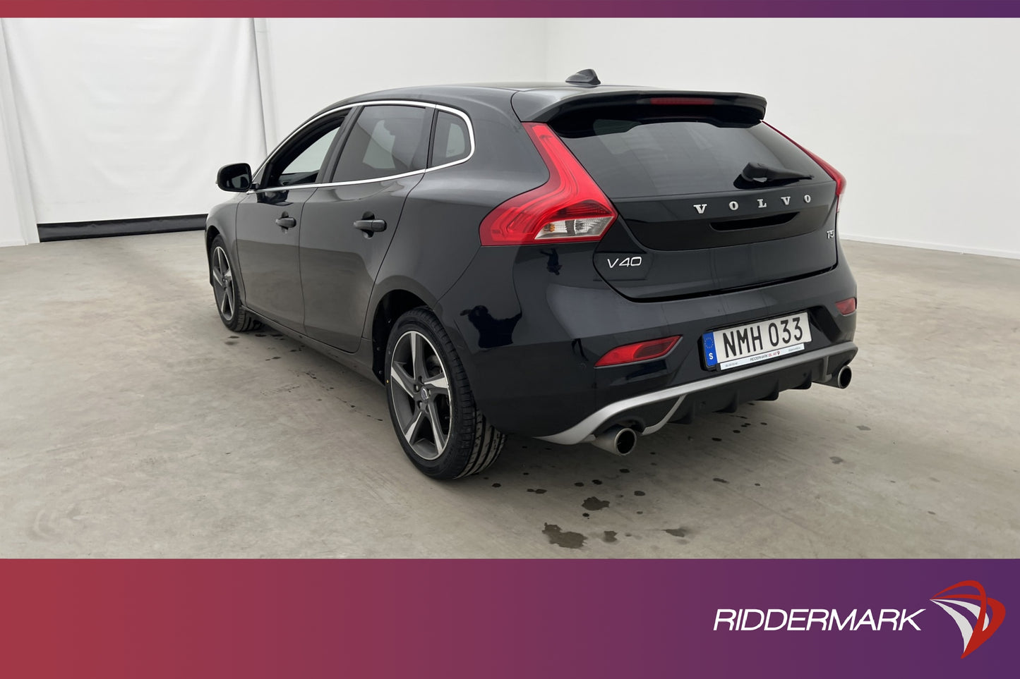 Volvo V40 T5 254hk R-Design VOC P-Värm Navi Skinn