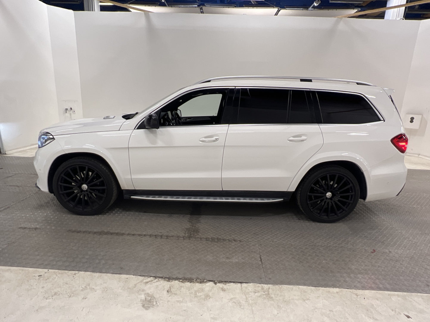 Mercedes-Benz GLS 350 d 4MATIC 258hk AMG 7-sits Pano Drag