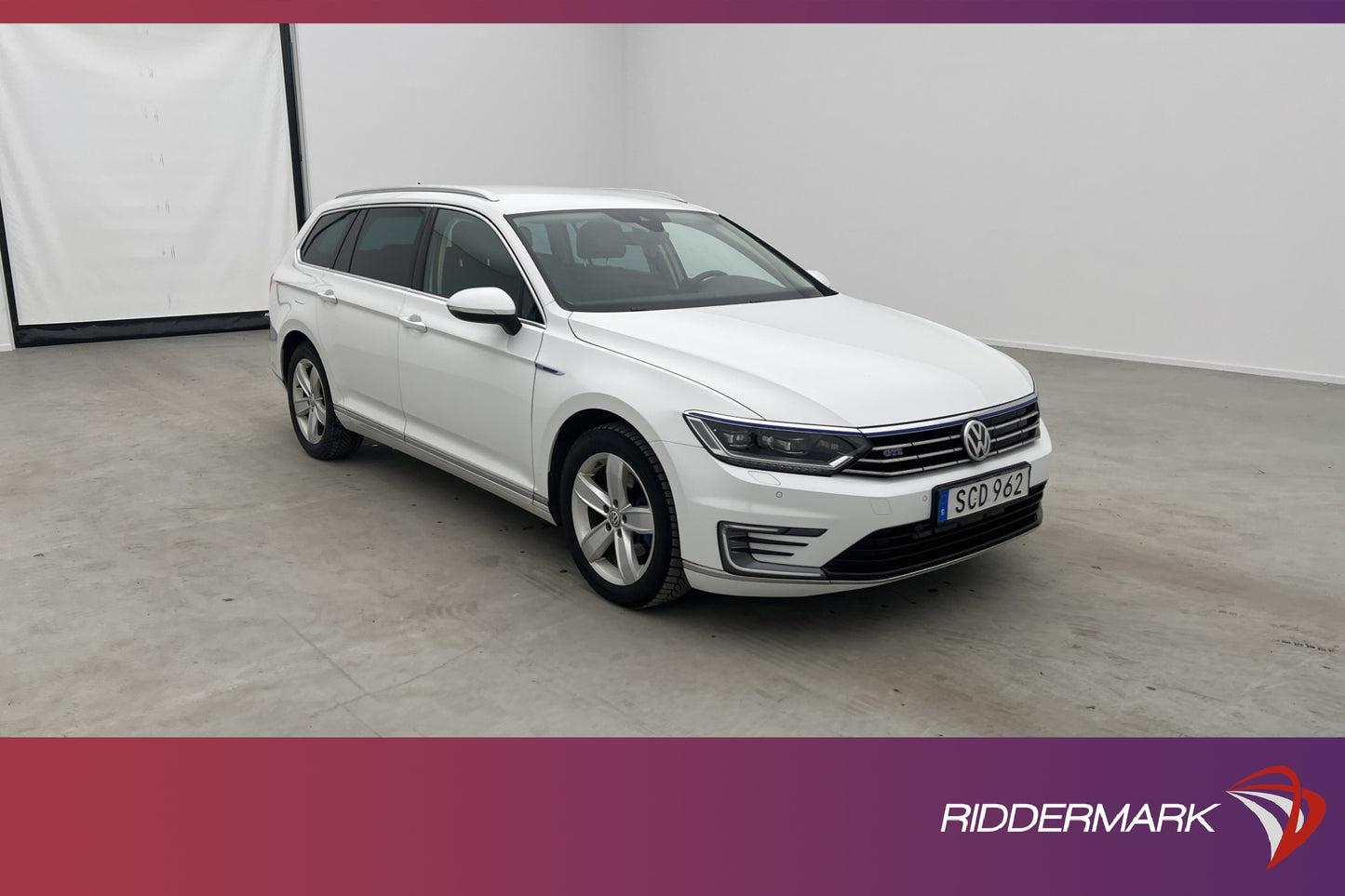 Volkswagen Passat GTE 218hk Executive Business Cockpit Drag