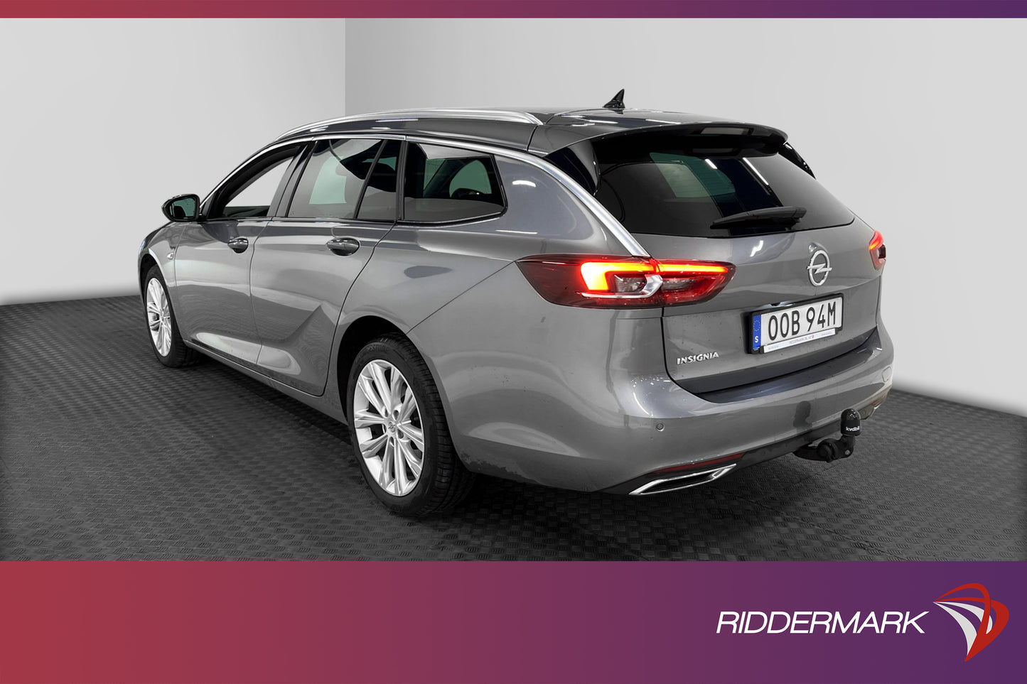 Opel Insignia Sports Tourer 174hk Elegance Carplay Kamera