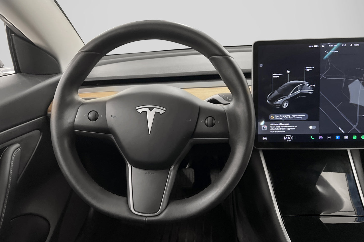 Tesla Model 3 Standard Range Plus  Svensksåld AP Pano Drag