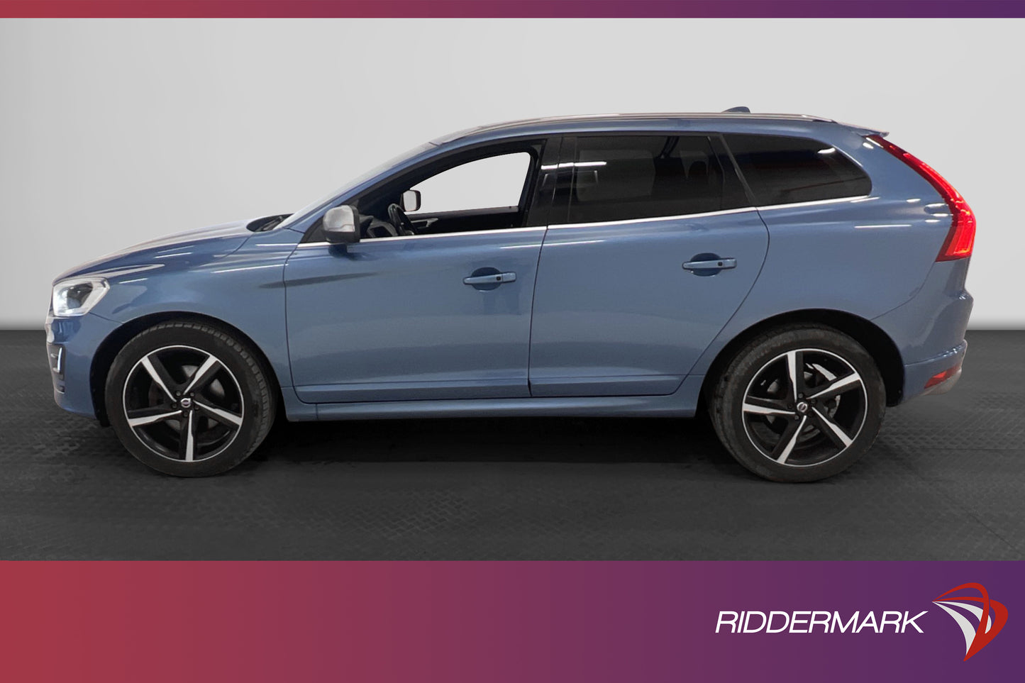 Volvo XC60 D4 AWD R-Design Panorama D-Värm Navi Dragkrok VOC