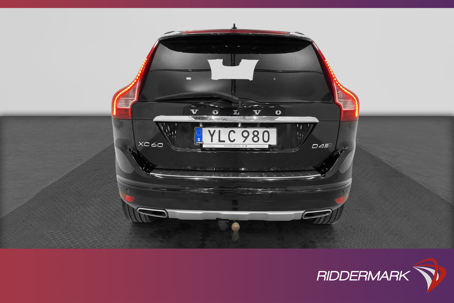 Volvo XC60 D4 AWD Classic Summum D-värm VOC Drag Skinn Navi