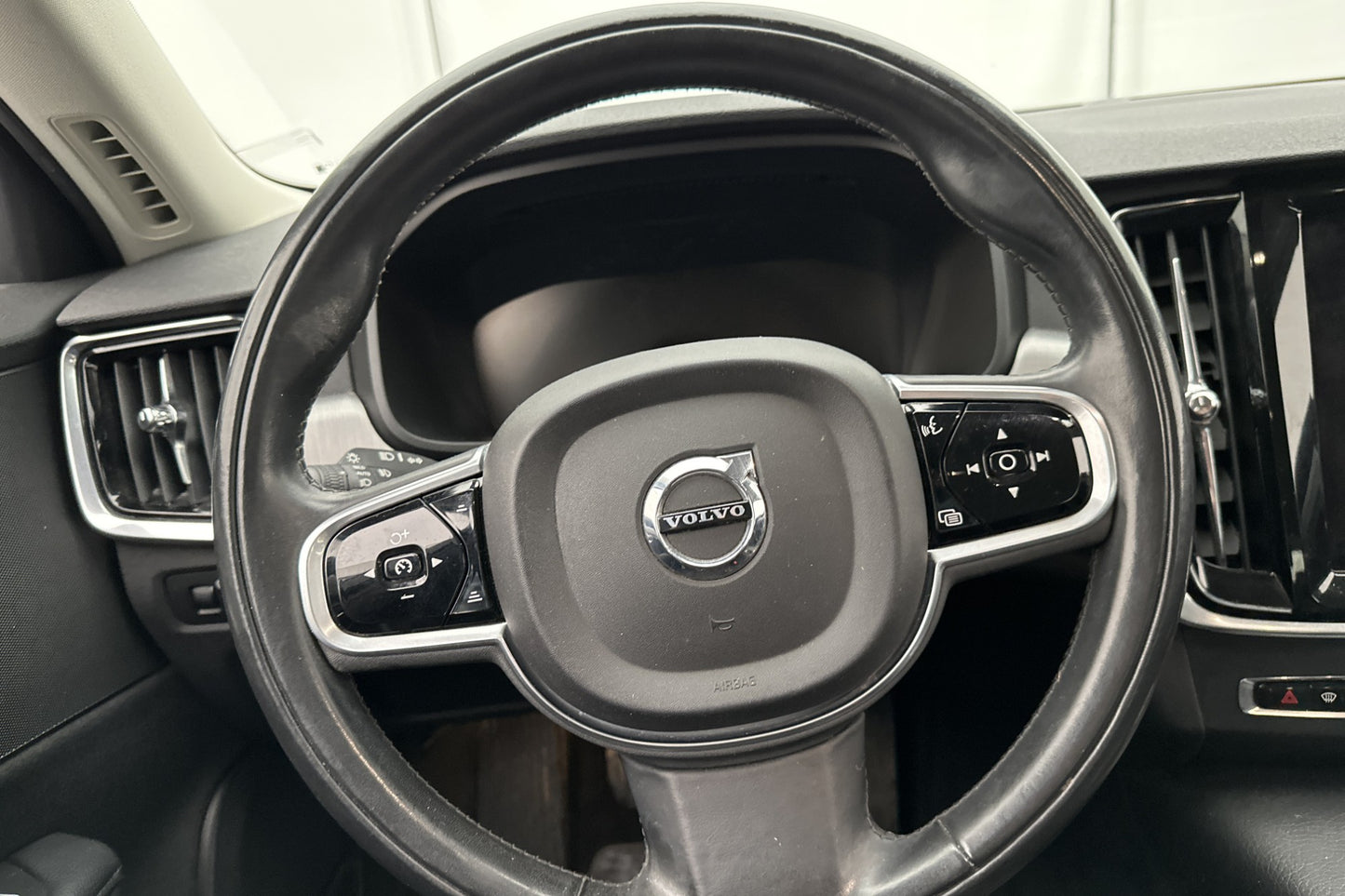 Volvo V90 D3 150hk Advanced VOC Värm Rattvärme Drag Välserv