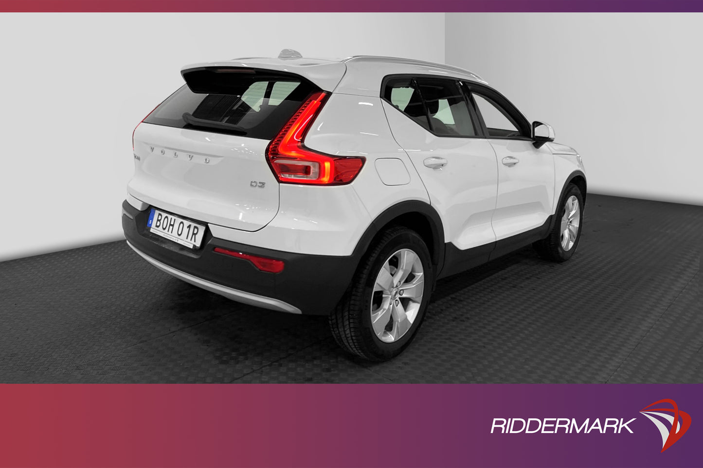 Volvo XC40 D3 150hk Momentum VOC Värmare Kamera Rattvärme