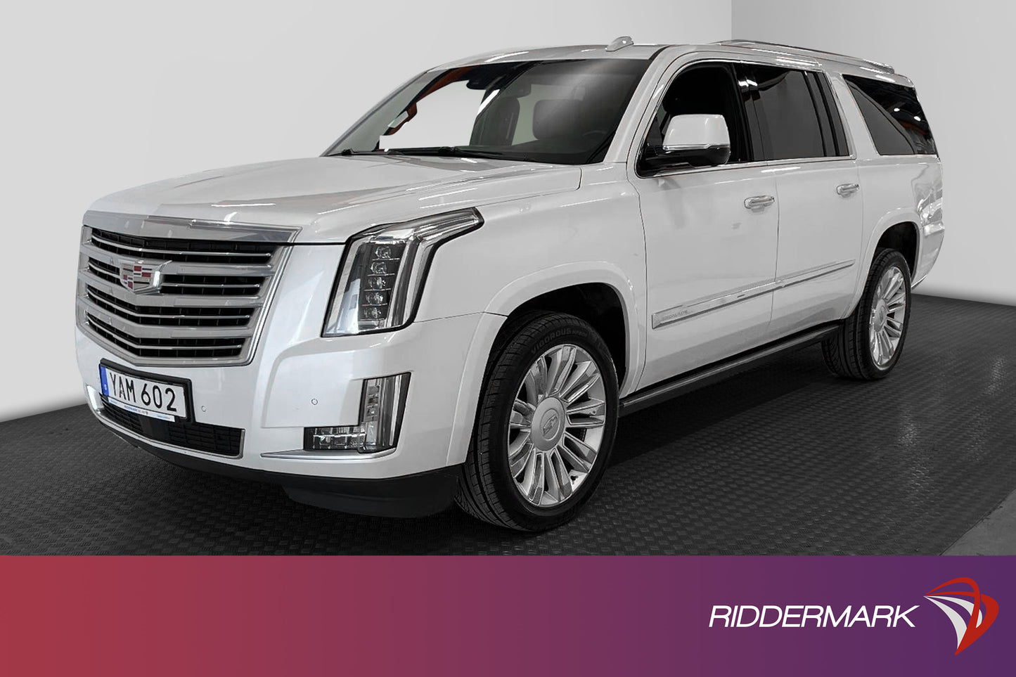 Cadillac Escalade ESV Platinum 426hk 7-Sits Taklucka HUD