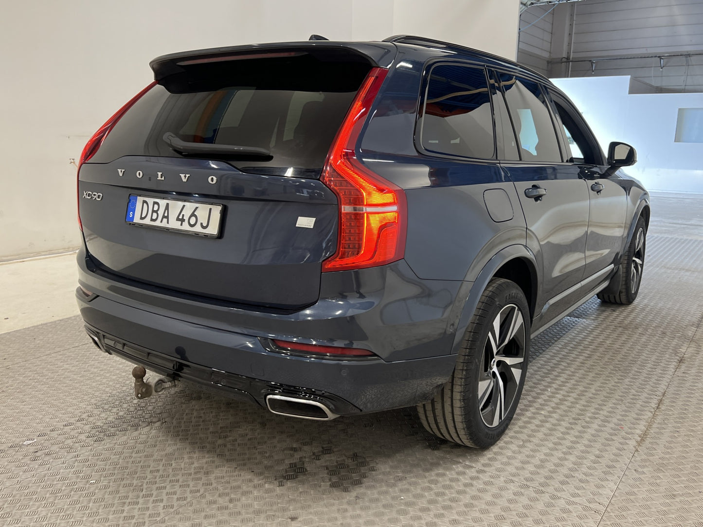 Volvo XC90 T8 AWD Recharge 392hk R-Design 7 Sits HK Drag 360