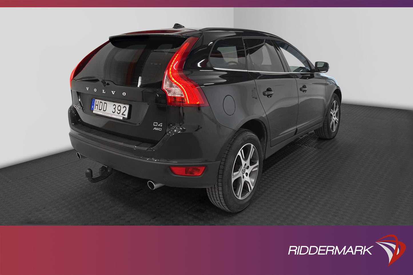 Volvo XC60 D4 163hk AWD Momentum D-värm Drag VOC